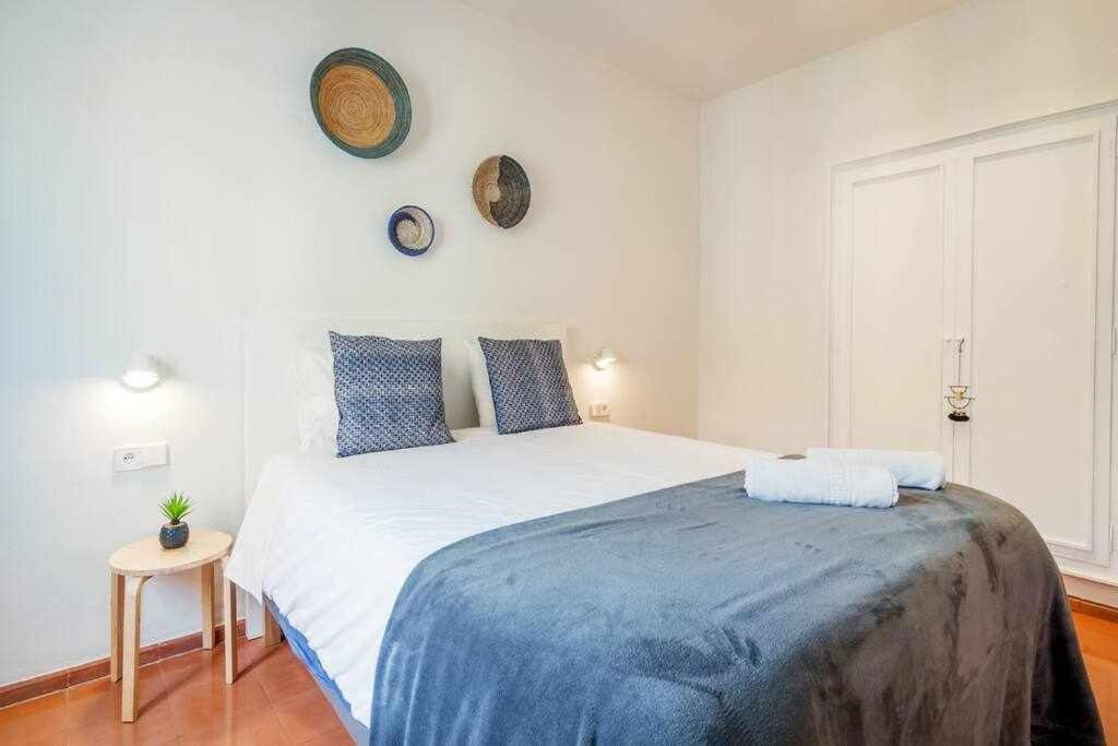 New Top Floor Apt With A Lot Of Light & Aircon ชีโรนา ภายนอก รูปภาพ